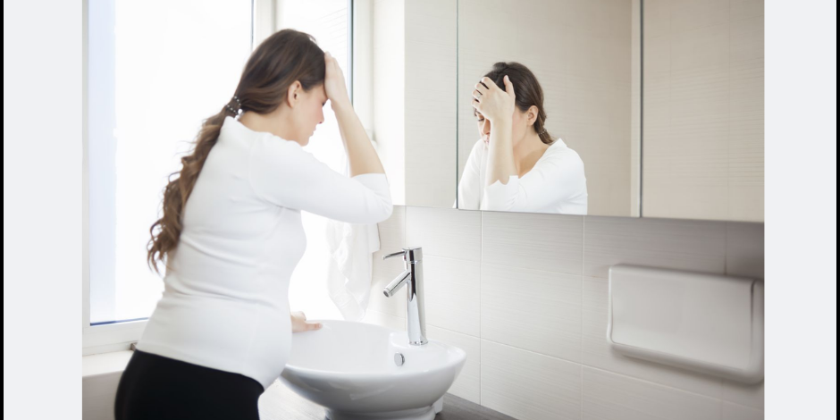 Morning Sickness: When It Starts, Symptoms, Treatment & Prevention Are You Looking for Best Gynecologist in PCMC or PCOS treatment or normal delivery, Hiremath Hospital Provides Painless Normal Delivery in PCMC.